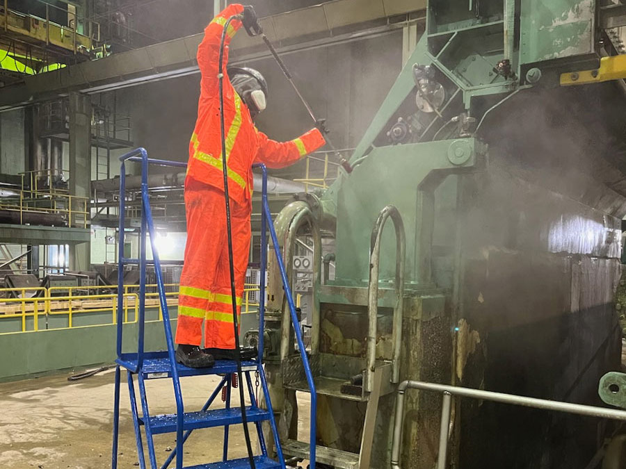 equipment painting & cleaning