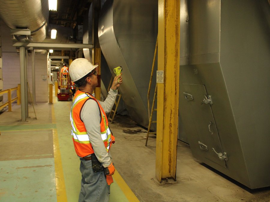 Infrared surface temperature reading before coating