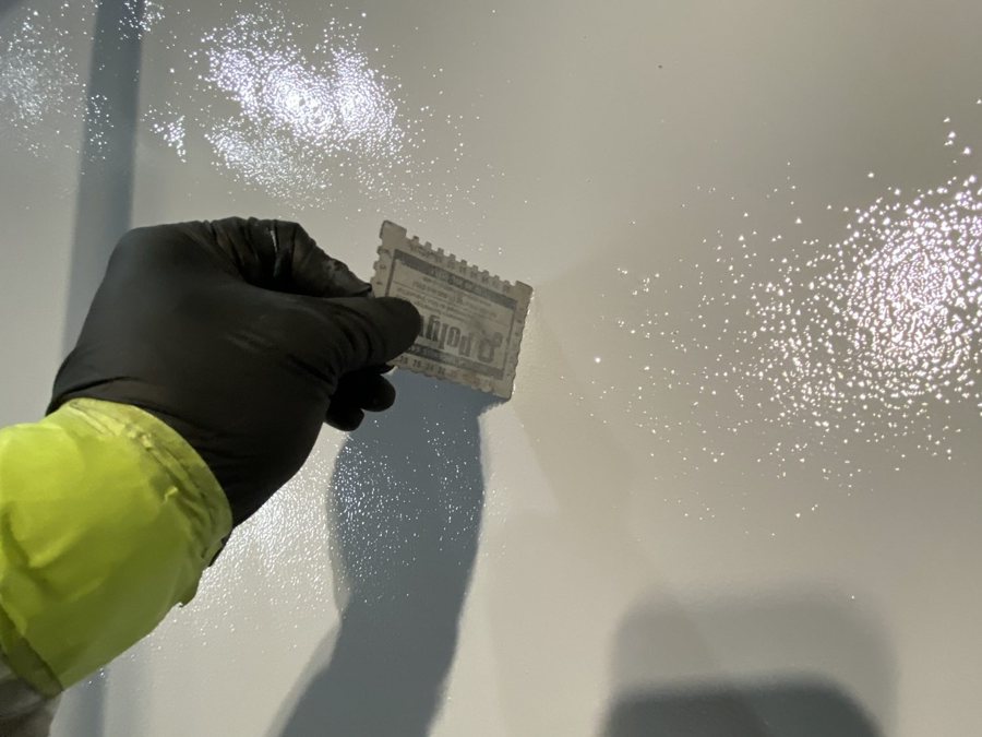 Wet film thickness gauge check on fresh coating